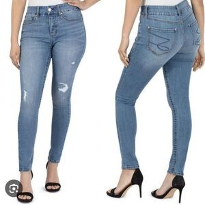 7Seven High Rise Tummyless Skinny Jeans